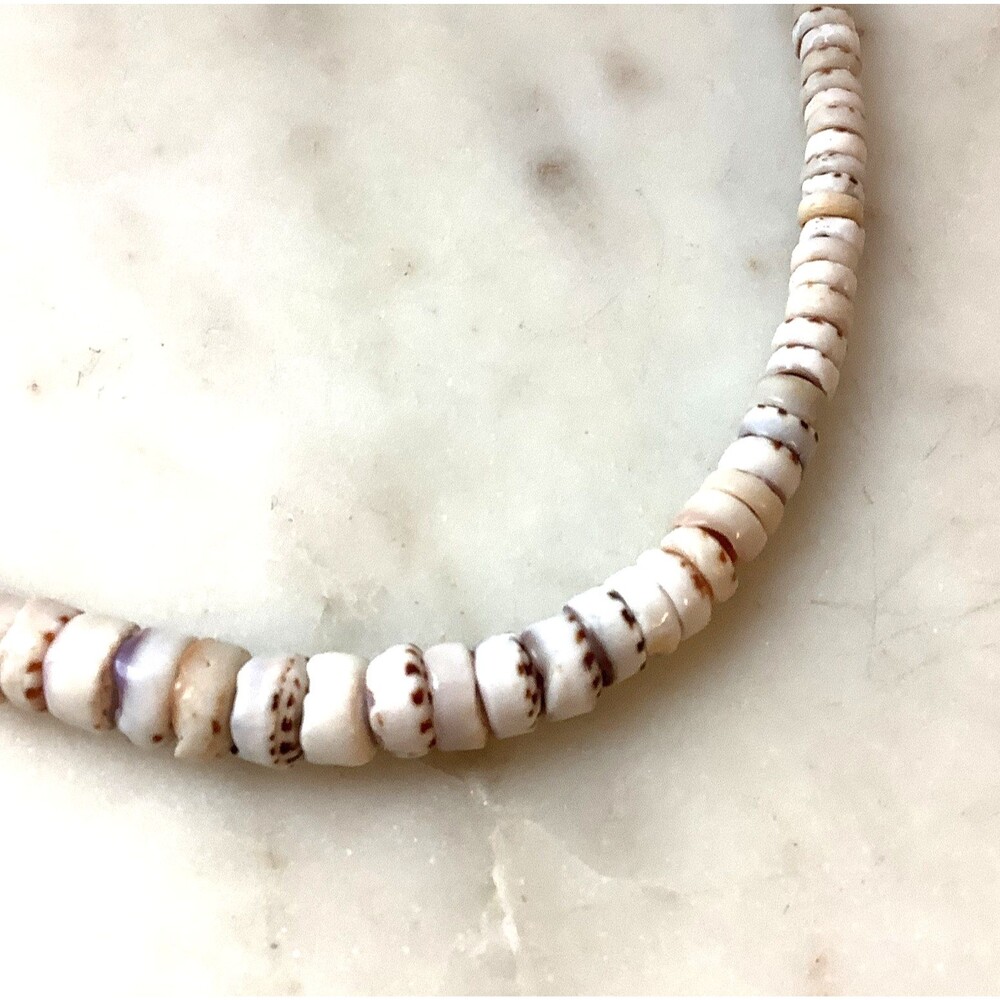 Vintage Tiger Puka Shell Necklace Hawaiian Natural Graduated Shells Surfer 16"